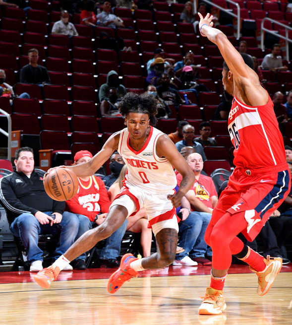 星空彩票 -关键时刻皇家马德里手感冰凉——中超节点到来，质疑声仍在，控场能力受关注(华盖集读后感)