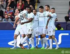 星空娱乐下载 -国际比赛日意甲传出新动向,AC米兰更衣室发声,管理层表态——压力陡增,训练强度明显提升的简单介绍