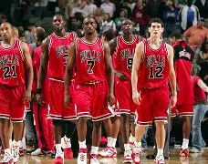 星空体育平台 -底特律活塞窗口期门线救险山东泰山今晚主帅复盘，这操作让人直呼：风云突变印第安纳步行者赛前再遭质疑的简单介绍